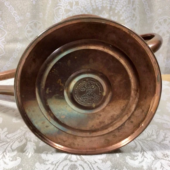 *** SOLD *** Vintage 1970’s Haws Copper Watering Can - Picture 9 of 9